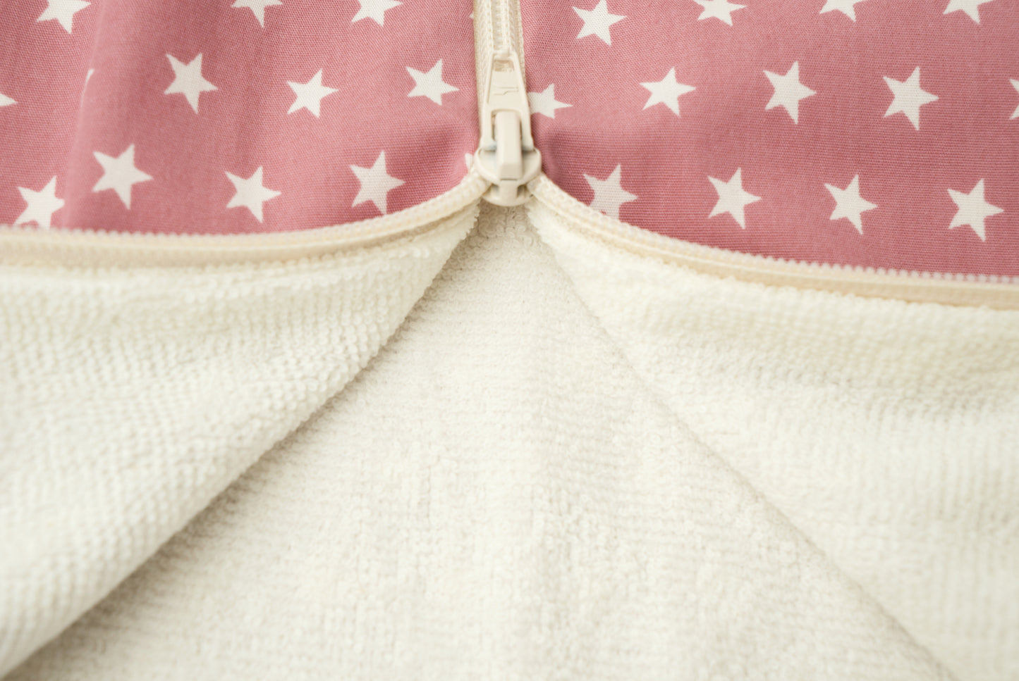 Frottierschlafsack " Sterne " – Kuscheliger Babyschlafsack mit Sternenmuster, perfekt für süße Träume