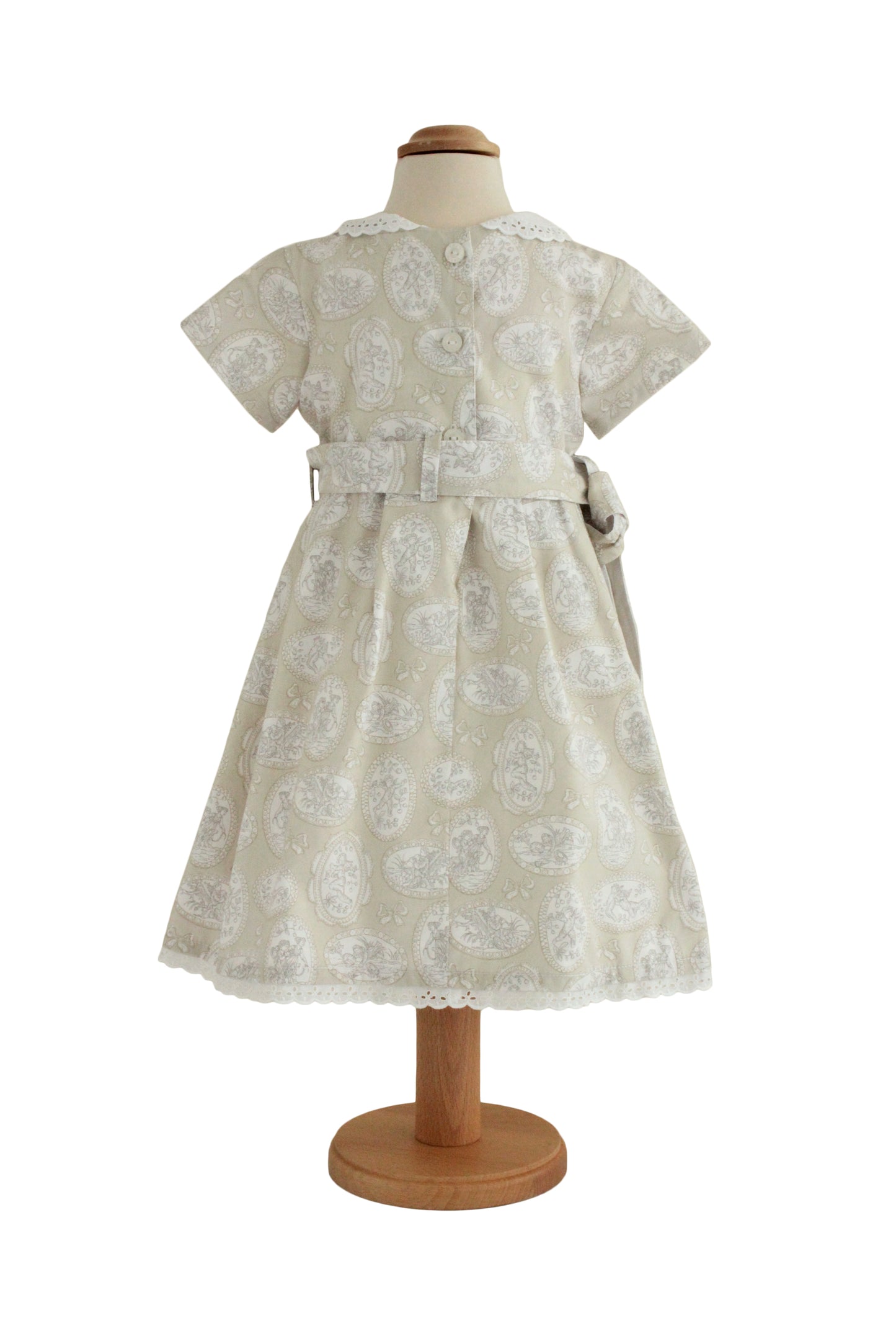Mädchenkleid "Nostalgie" – Elegantes Vintage-Kleid mit Stickkragen