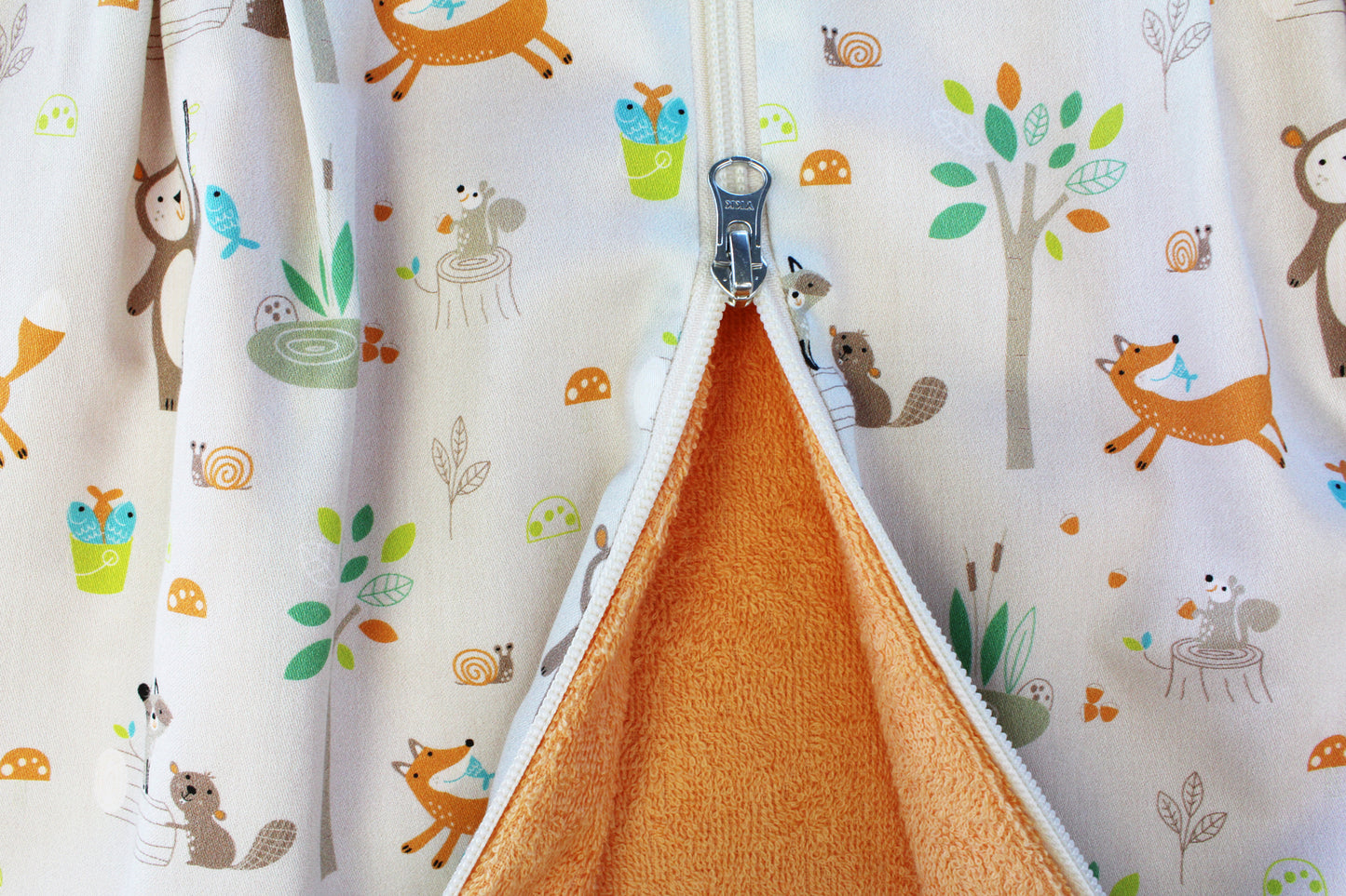 Tavolinchen Frottierschlafsack „Waschbär“ – Geborgenheit für kleine Abenteurer