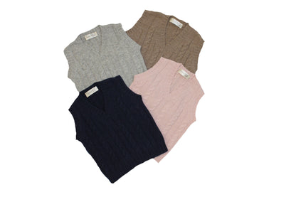 Tavolinchen Eleganter Cashmere-Pullunder – "Reine Wärme"